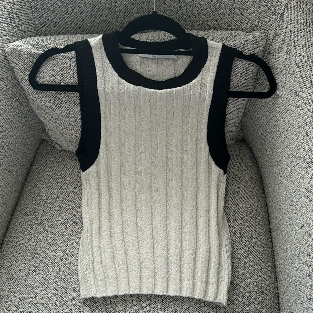NA-KD Knitted Contrast Color Top Small